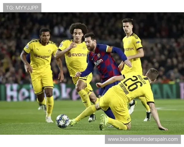 伊斯科技术特点:盘带细腻传球精准,进攻组织能力持续提升