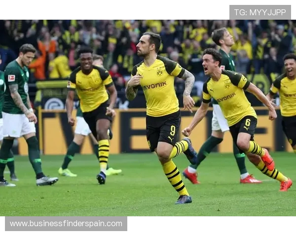 多特蒙德战术失衡与阵容缺陷交织,争冠形势受挫暴露体系稳定性问题 多特蒙德战术失衡与阵容缺陷交织,争冠形势受挫暴露体系稳定性问题