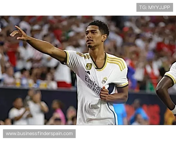 贝林厄姆与同期年轻中场对比:谁是未来第一人