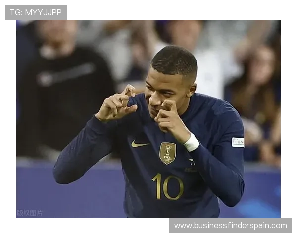 巴黎后姆巴佩时代开启，球队表面更新背后体系脆弱性逐步显现，对赛季走势形成制约