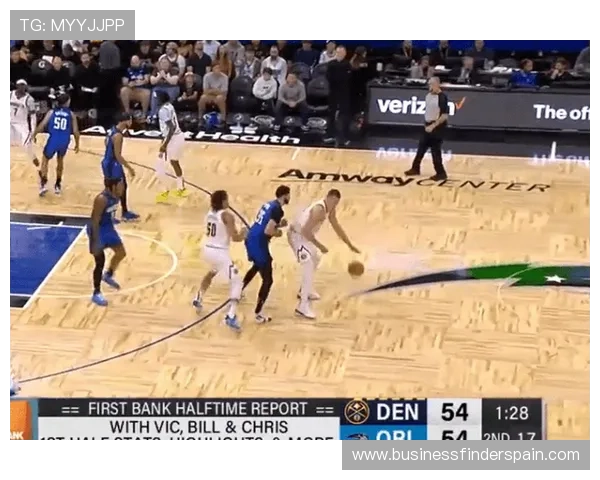 布里奇斯挡拆吸引约基奇 拉开外线较上季提升三分威胁