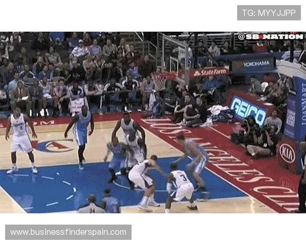 8秒半场运球违例到底怎么算？后场规则详解你常犯的误区